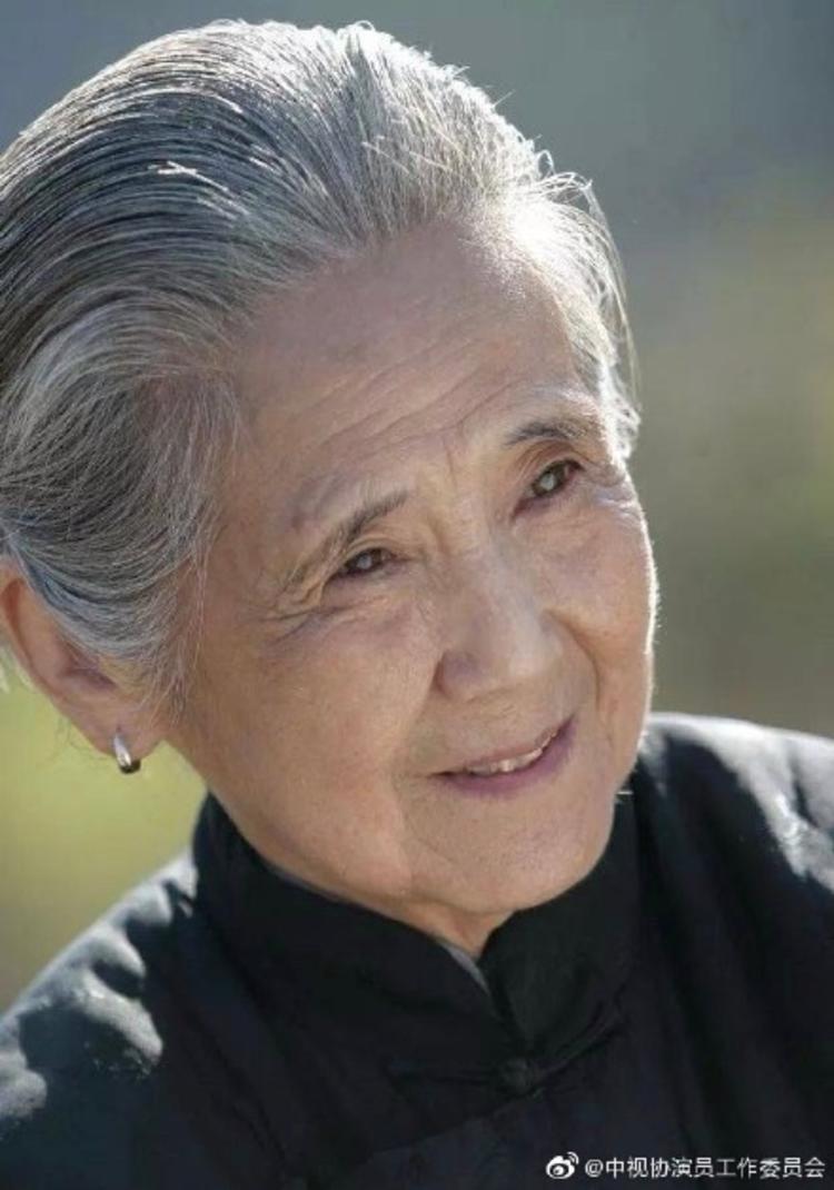 演员鲁园去世那位荧屏最慈祥的奶奶走了