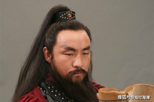 水浒传急先锋索超与秦明不分高下面对关胜仅支撑十个回合