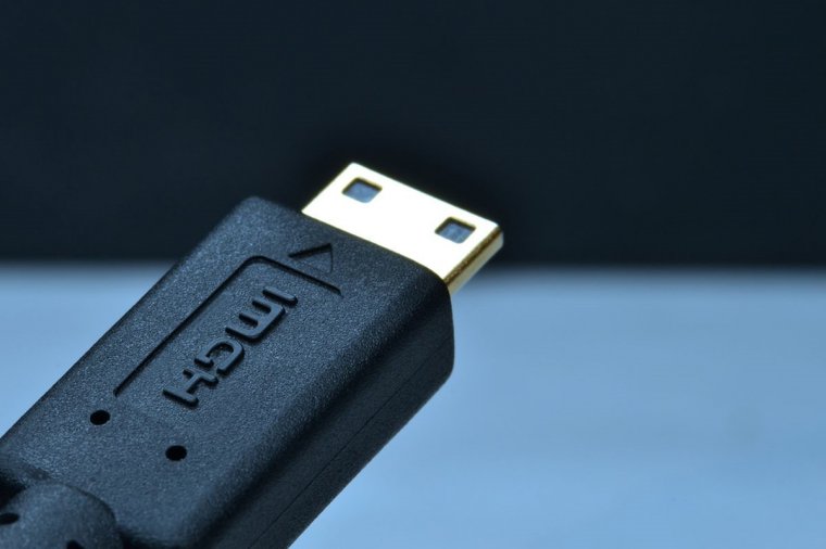 HDMI