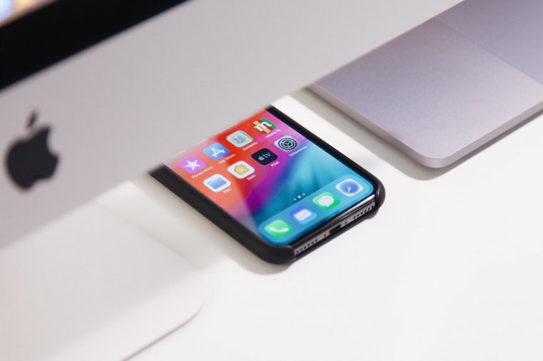 iPhone