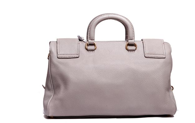 PRADA��ʲô���� ������İ���ô����