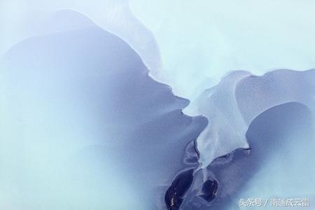 �ʻ�֮�����ڼ�Ů��֮�������ı�����һ������