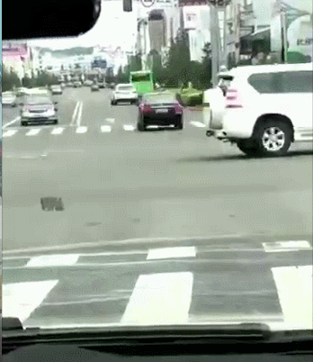 ���˺�Ʊ�ţ�ѧ����˾����һ�У���֤���ᱻ��6��