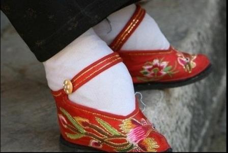 ��ʷ���й�Ů�˹�С���Ǵ�ʲôʱ��ʼ�ģ������������������