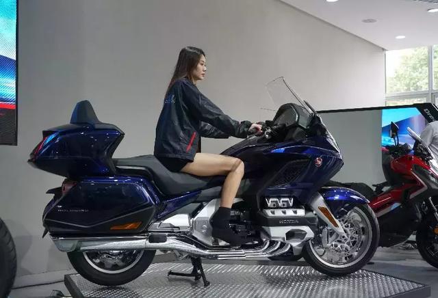 �������������Ħ�г���פ�Ͼ���2019��CB1100��ʽ����