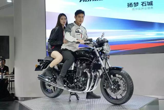 �������������Ħ�г���פ�Ͼ���2019��CB1100��ʽ����