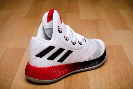 ���ϴ�˹bounce��ʲô���� adidas bounce����Ч����ô��