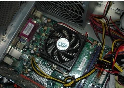 ����cpu�¶ȹ�����ô��