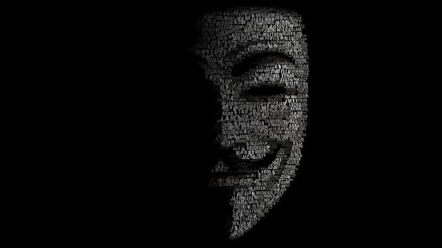 �����Ǵ�ţƤ���������л���John McAfee�Ƴٹ����б�������