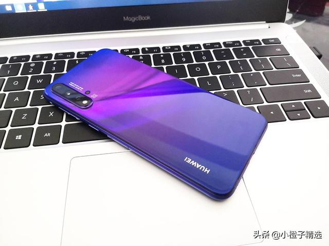 2019��Ϊ�ֻ��Ŀ�����ã���Ϊ��ҫ�Լ۱���ߵ��ֻ�����һ��