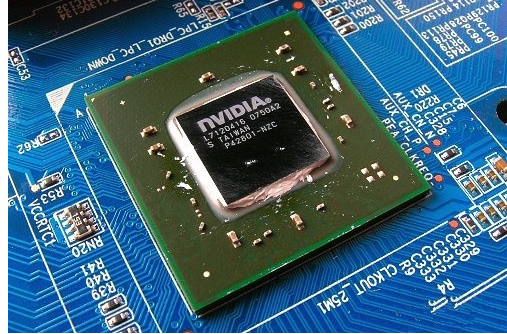 GPU�¶�