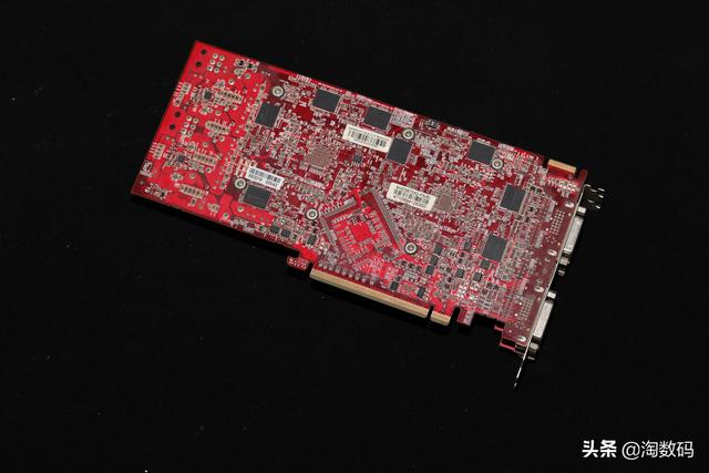 ������������Xeon��˫·CPU����Ϸ�ˣ�����˰��������