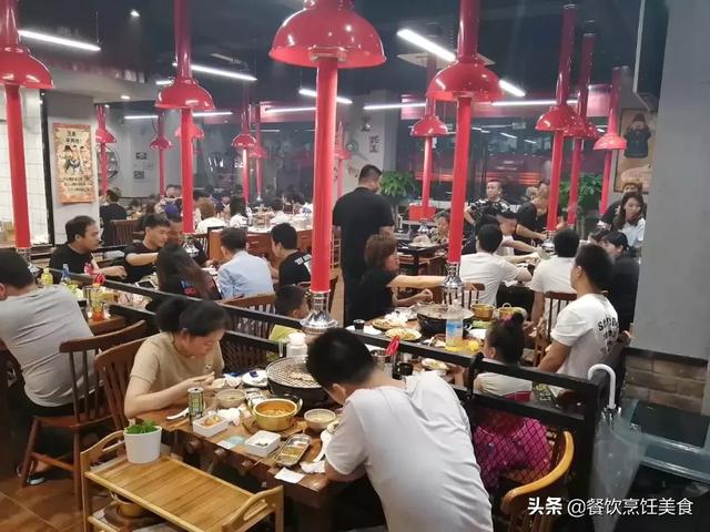 不走寻常路,杭州牛首领用红包墙玩出新花样
