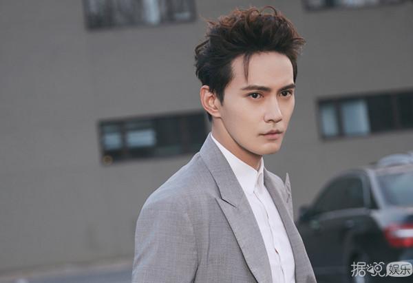 杨烁的婚礼太甜了,可怜这个伴郎小哥哥还被家里催婚