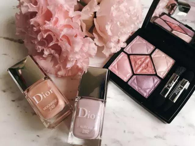 Dior真的是美到开挂,分分钟变成小仙女!