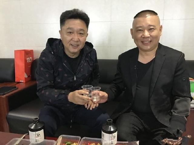 郭德纲曹云金为什么要撕成这样呢?贾乃亮无意中说出了真相!