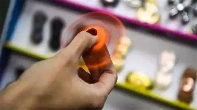 ����������ʷ�е�ҡ�����˹���Ʒ��������19���ͳ������·ḻ�Ų�