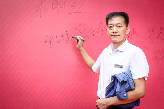 开创新纪元,筑梦新征程:河南新龙集团20载,乔迁庆典仪式举行