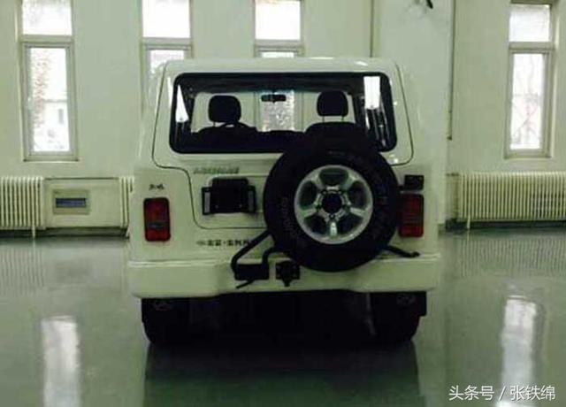 北京212战旗终于出新款,增加1.5T三菱发动机,油耗7.8L,要崛起
