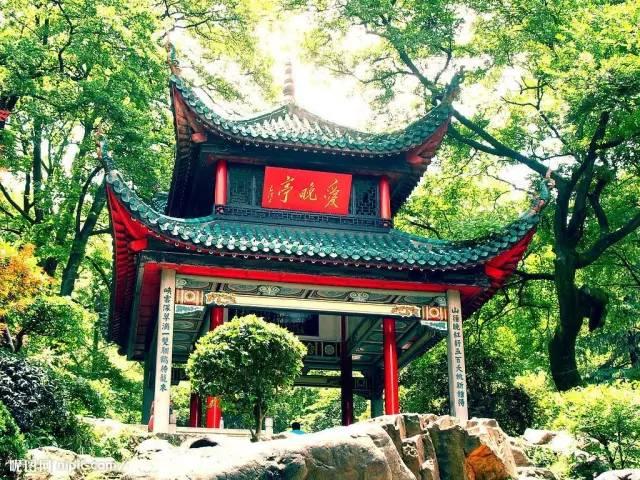 长沙旅游攻略:必游景点+游玩推荐+周边吃喝
