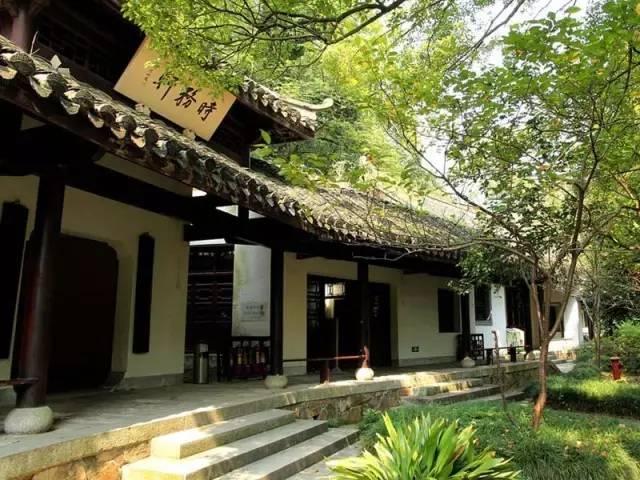长沙旅游攻略:必游景点+游玩推荐+周边吃喝
