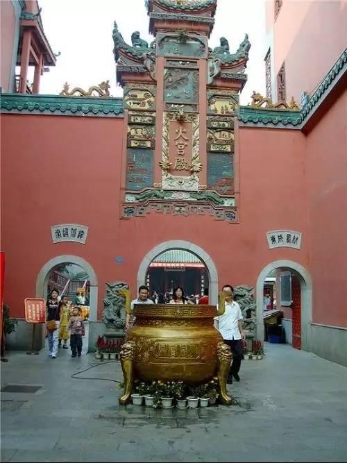 长沙旅游攻略:必游景点+游玩推荐+周边吃喝