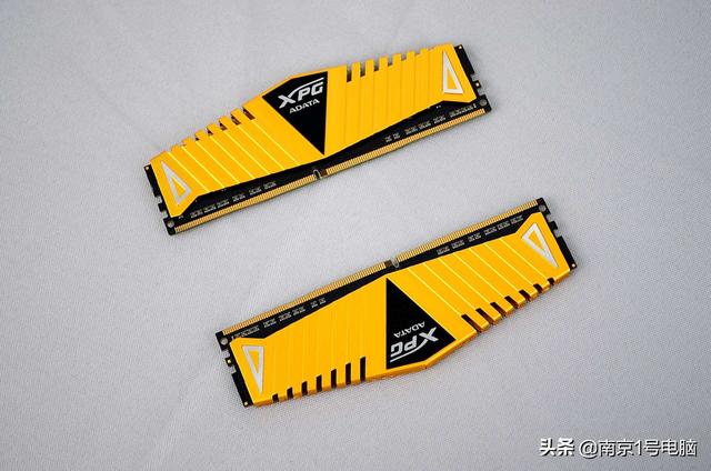 �����С�׵ĵ�����װ�������Ͼ�1�Ŵ�����תDIY