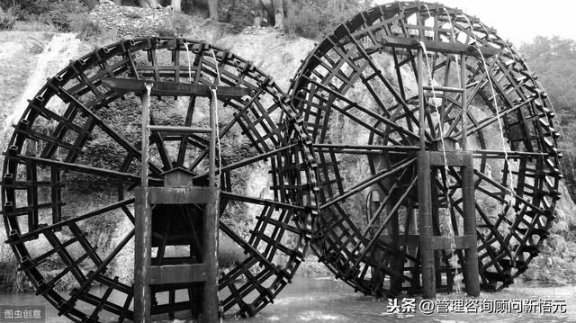 品味“管理型人才”与“业务型人才”