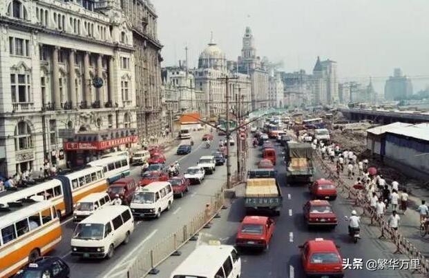 中国曾经有14个直辖市,1958年,为何变成了2个直辖市?