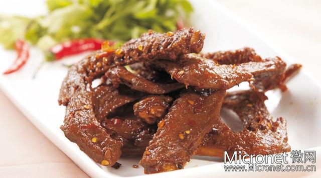 绝味鸭脖:我有7000加盟店!周黑鸭:我只有700家直营店,但我业绩比你高怎么办?