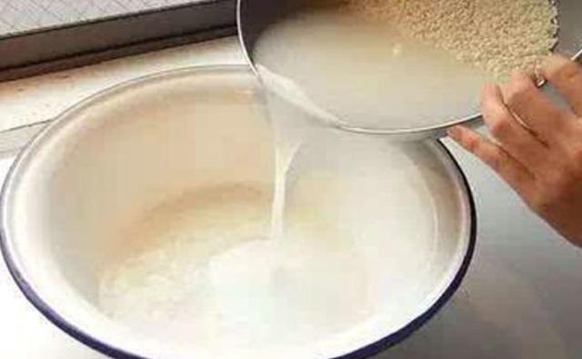 黑眼圈让人又老又难看,教您3个小妙招,轻松祛除黑眼圈和眼袋