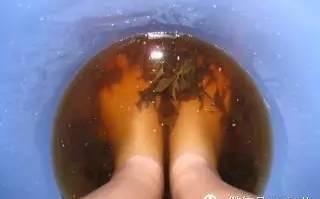 ������ð�����ˮ���ݽţ�Ϊʲô����ҽ��Ҫǿ���ݽţ�