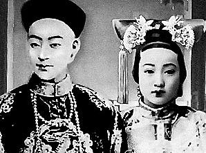 看看清朝这12位皇帝,2分钟读完清朝历史,从强盛到衰败