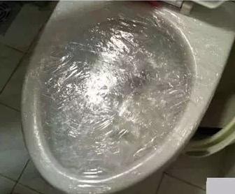 马桶堵了千万别慌,分享7个疏通小妙招,总有一个适合你!