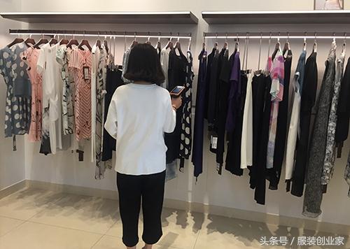服装生意难做?月入8万的我是这样开服装店的