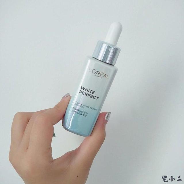传说中的欧莱雅美白精华,三重美白功效,女人要对自己好一点!