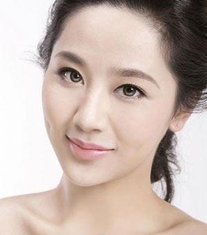 杨紫都求助的去除法令纹方法,不要花钱也能完胜