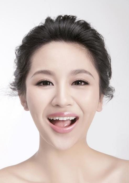 杨紫都求助的去除法令纹方法,不要花钱也能完胜