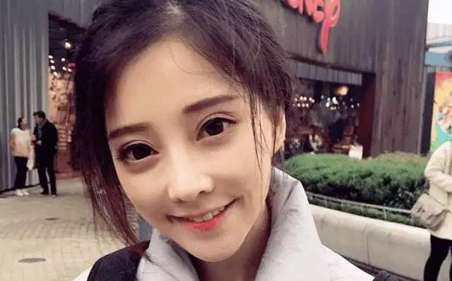 ����ֱ��6��ƽ̨ʵ�����У���֪��˭��һ��