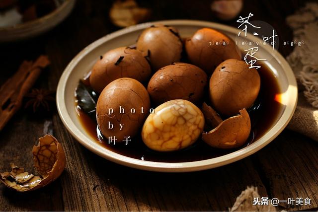 “大陆人民吃不起的茶叶蛋”,在家煮一锅,香味浓郁,好吃极了!
