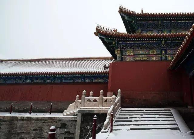 �������ڽ����붬������һ��ѩ�� ����´�ѩ������һ����������
