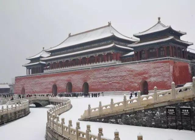 �������ڽ����붬������һ��ѩ�� ����´�ѩ������һ����������