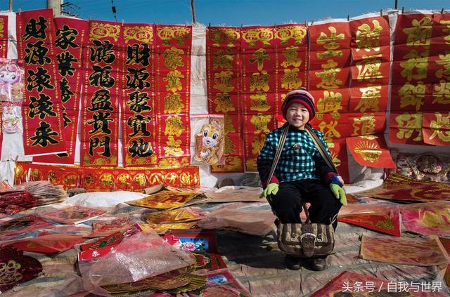 摆地摊过年前后卖什么产品好赚钱?地摊女神毛毛告诉你