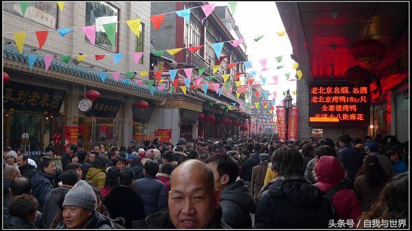 摆地摊过年前后卖什么产品好赚钱?地摊女神毛毛告诉你
