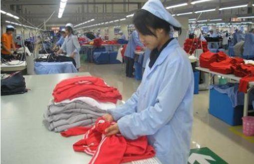 这个服装批发货源地,价格比广州、虎门批发市场还低!