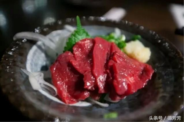 鲸鱼肉到底有多好吃?为什么冒天下之大不违也要捕杀
