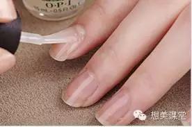 秋冬季节手部皮肤干燥?四招教你如何养护细嫩双手