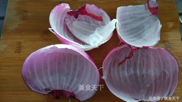 重庆杂酱面,臊子酥香味浓,比北方的炸酱更好吃,却不是炸出来的
