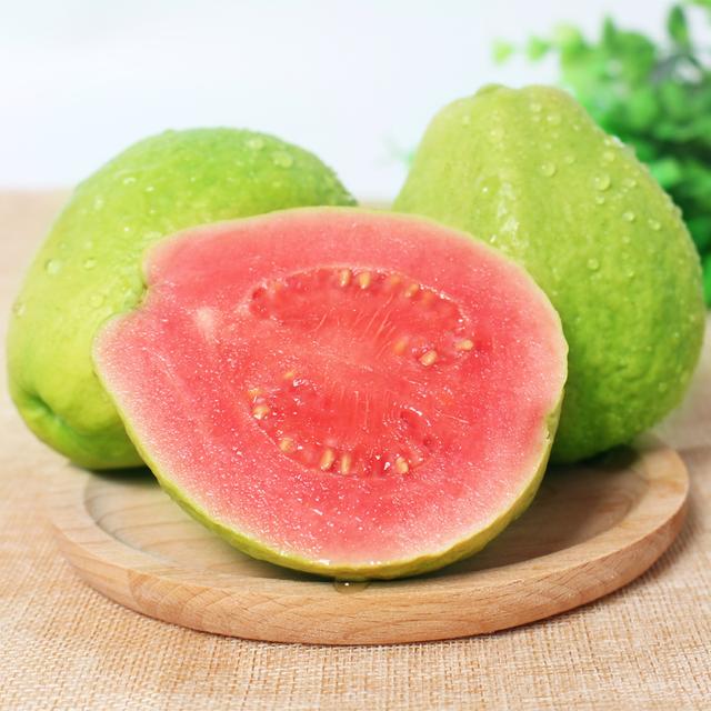 番石榴和芭乐有什么区别 番石榴怎么吃及食用注意事项