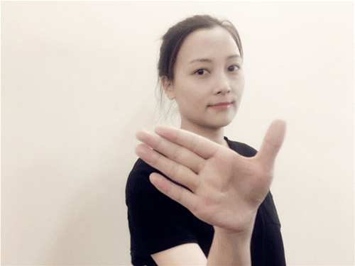 20岁就有颈纹?想要去掉颈纹只用颈霜做不到!